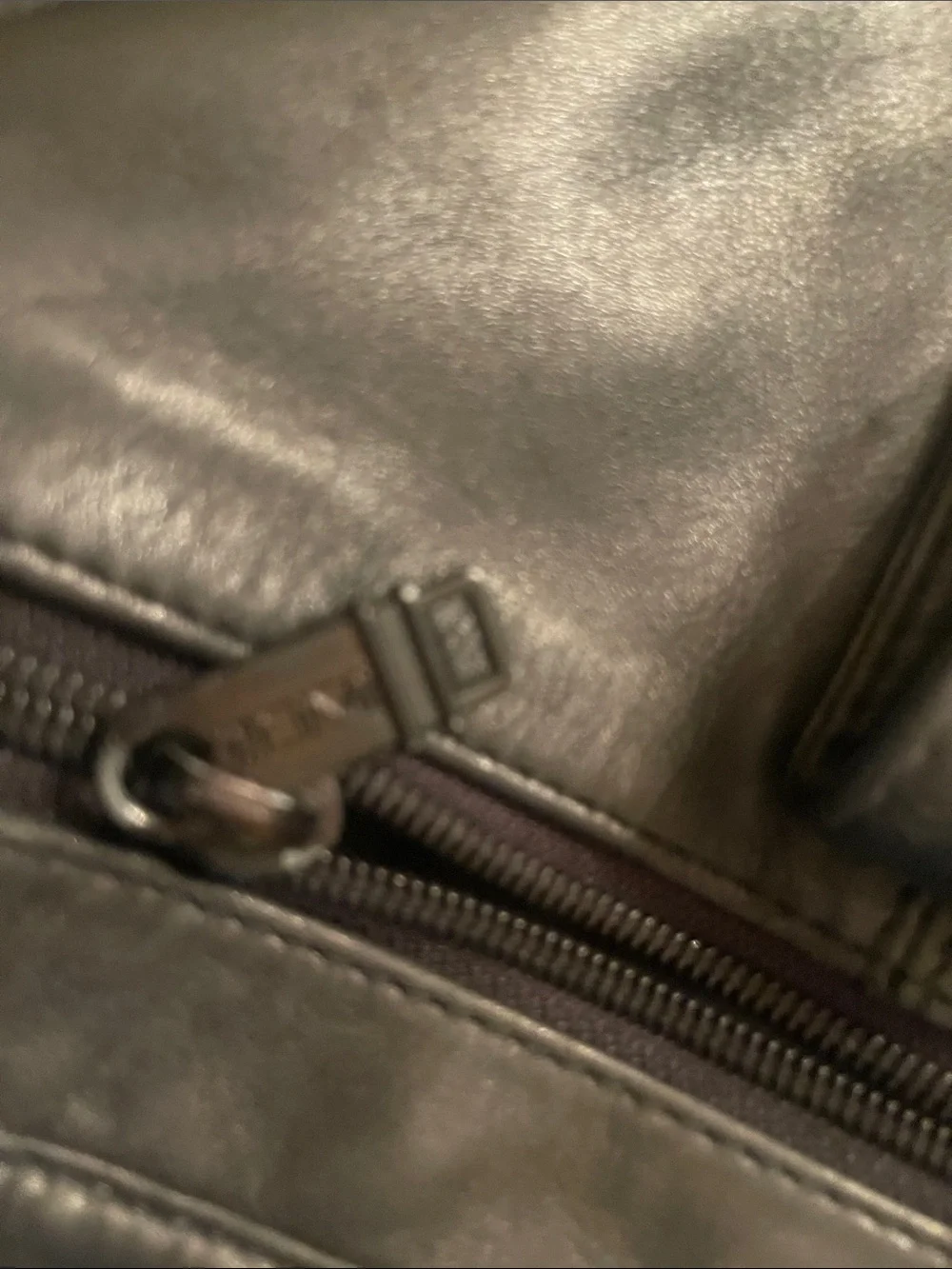 Tumi Black Leather Men's Briefcase with Front Zip Pockets